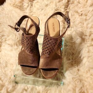 Nine west real leather  platform sandals